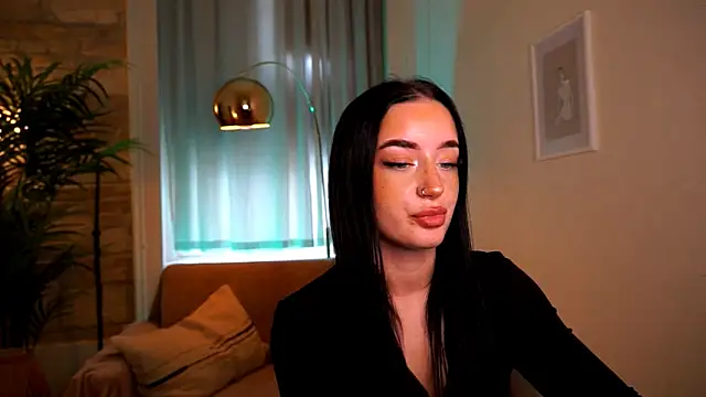  blackpearlll online show from May 7, 3:50 pm
