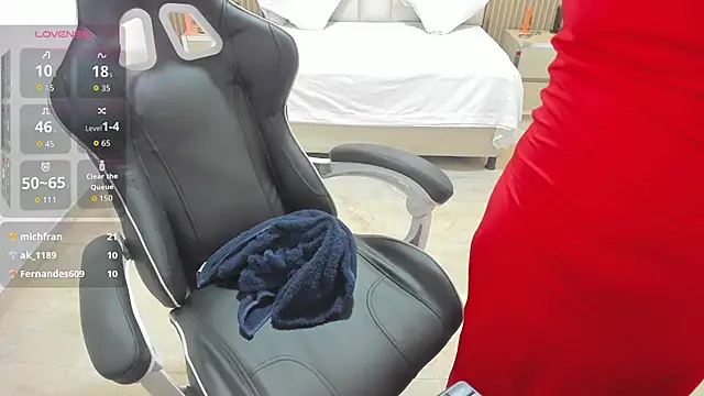 Aziz daud online show from February 12, 7:20 pm