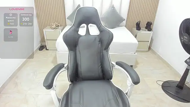 Aziz daud online show from March 10, 7:08 pm