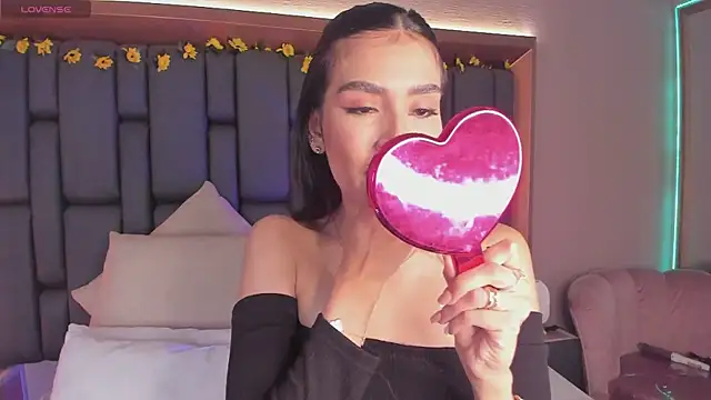 Snapshot of TanyaBello chatting on November 30, 1:48 pm TanyaBello online show from November 30, 1:48 pm