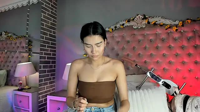 TanyaBello online show from June 12, 4:11 am