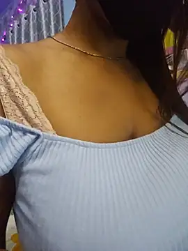 Snapshot of Desi_Maya69 chatting on July 9, 6:56 pm Desi Maya69 online show from July 9, 6:56 pm