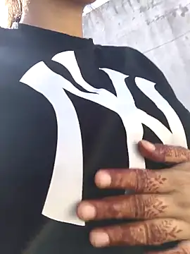 Snapshot of anaya00 chatting on October 25, 4:20 am anaya00 online show from October 25, 4:20 am