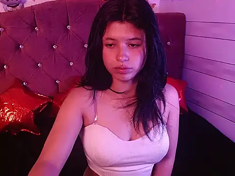 petite coral online show from November 7, 5:02 pm