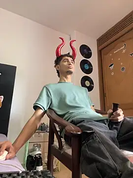 gsusss feet online show from October 31, 6:53 pm