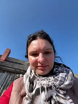 kinkysarahx online show from March 10, 11:26 am