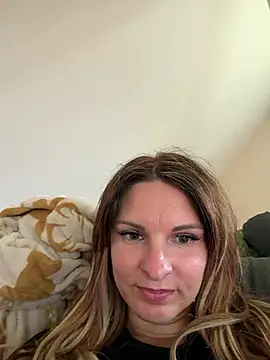 kinkysarahx online show from May 21, 1:29 pm