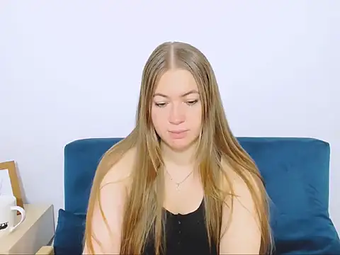 Snapshot of LeaNaughty chatting on November 25, 4:07 pm LeaNaughty online show from November 25, 4:07 pm