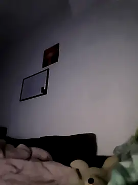 Snapshot of curvygirrlll chatting on October 29, 9:49 pm curvygirrlll online show from October 29, 9:49 pm