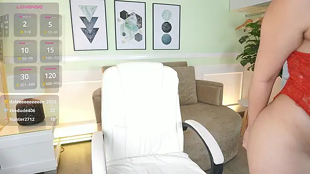 EmilyTurneer online show from January 15, 7:06 pm