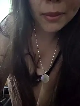 Alissun  online show from May 1, 12:48 am