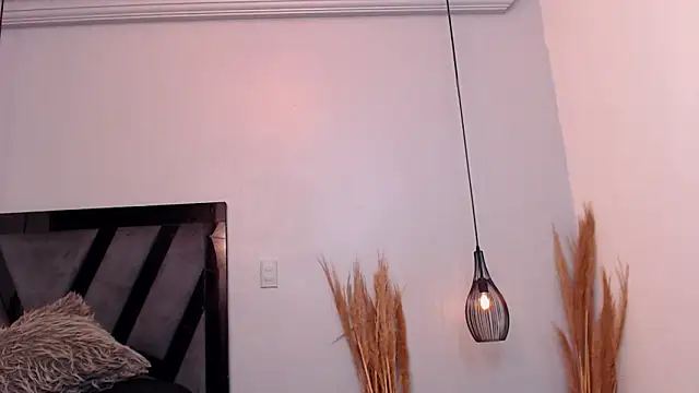 Snapshot of Amelia_Brixton chatting on October 24, 5:59 am Amelia Brixton online show from October 24, 5:59 am