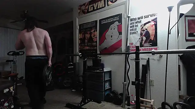 biggerisbetter12 online show from May 15, 11:56 pm