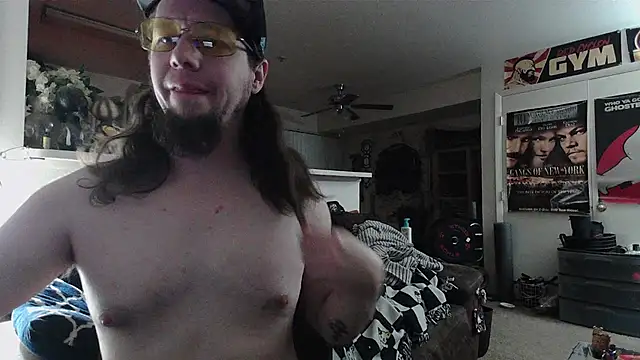 biggerisbetter12 online show from June 26, 10:52 am