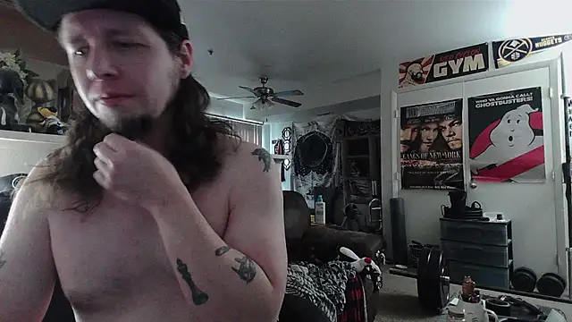 biggerisbetter12 online show from July 13, 12:41 pm