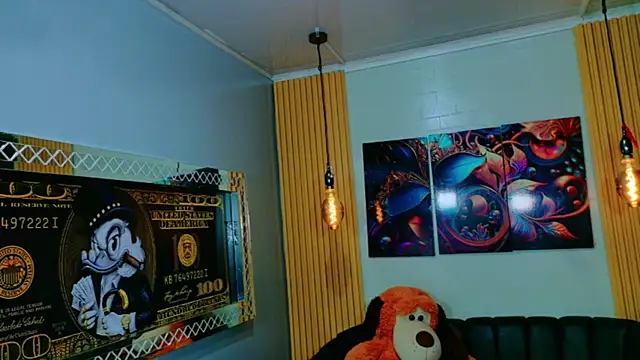 Snapshot of TemptationDual chatting on November 23, 6:35 am TemptationDual online show from November 23, 6:35 am