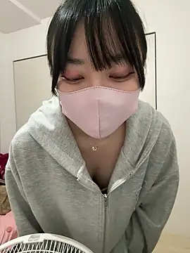 Snapshot of pinkudayo_girl chatting on June 3, 4:12 pm pinkudayo girl online show from June 3, 4:12 pm