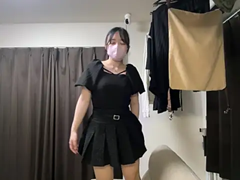 Snapshot of pinkudayo_girl chatting on August 1, 3:22 pm pinkudayo girl online show from August 1, 3:22 pm