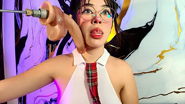 sophiie18 online show from March 17, 12:08 pm