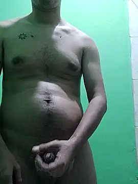 Snapshot of Dante2025xxx chatting on October 19, 6:14 am Dante2025xxx online show from October 19, 6:14 am
