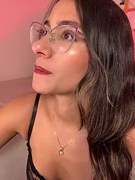elegant  rouse online show from July 8, 8:35 pm