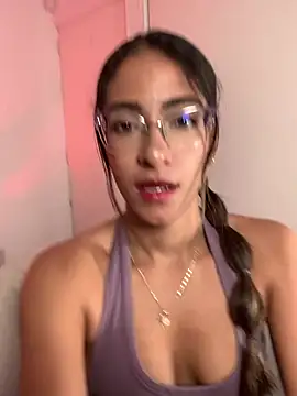 elegant  rouse online show from July 14, 9:31 pm