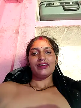 Snapshot of Pooja_shre chatting on November 29, 4:04 am Pooja shre online show from November 29, 4:04 am
