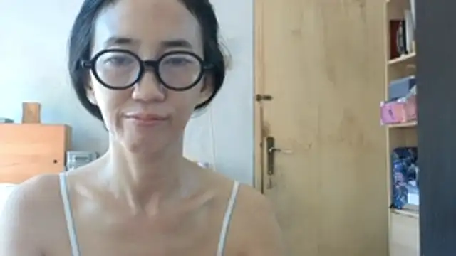 princessD077 online show from May 21, 2:07 am