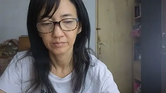 princessD077 online show from June 24, 4:28 pm