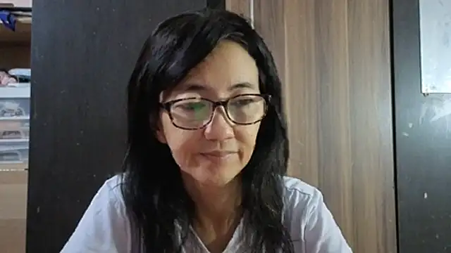 princessD077 online show from July 3, 4:35 pm