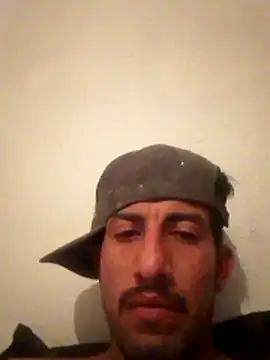 Snapshot of Orlao25cm chatting on December 15, 3:33 am Orlao25cm online show from December 15, 3:33 am