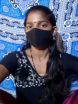 Itz Aisha   online show from May 13, 5:49 am
