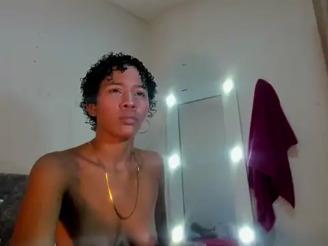 Snapshot of bad_girl_xxx chatting on November 9, 10:08 pm bad girl xxx online show from November 9, 10:08 pm