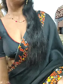 Snapshot of Sravya__ chatting on December 2, 5:35 am Sravya online show from December 2, 5:35 am