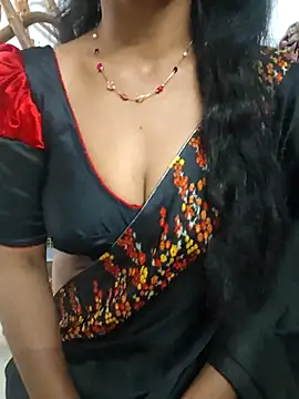 Snapshot of Sravya__ chatting on December 14, 5:46 am Sravya online show from December 14, 5:46 am