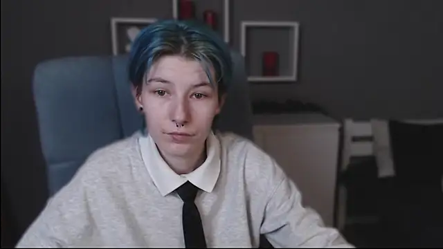 guitarandangell online show from October 20, 6:47 am