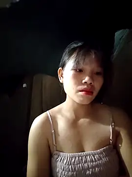 Snapshot of linh-miu99 chatting on November 11, 1:49 am linh-miu99 online show from November 11, 1:49 am