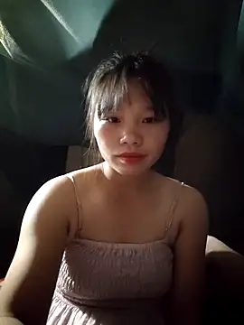 Snapshot of linh-miu99 chatting on November 11, 3:56 pm linh-miu99 online show from November 11, 3:56 pm