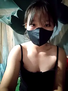 Snapshot of linh-miu99 chatting on November 22, 1:48 am linh-miu99 online show from November 22, 1:48 am