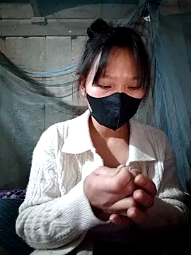 Snapshot of linh-miu99 chatting on November 24, 2:22 am linh-miu99 online show from November 24, 2:22 am