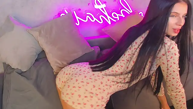 Snapshot of Eva_Mayers chatting on November 14, 12:42 am Eva Mayers online show from November 14, 12:42 am