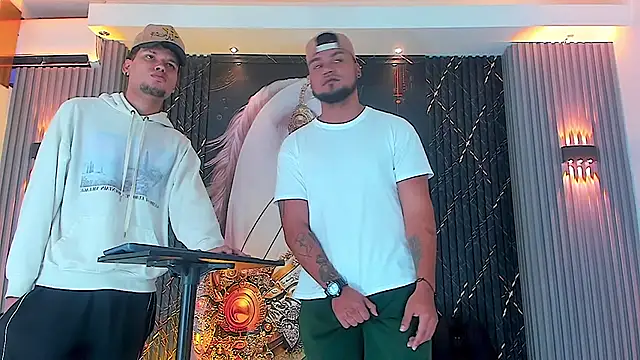 Snapshot of handsome_boys22 chatting on October 24, 12:01 pm handsome boys22 online show from October 24, 12:01 pm