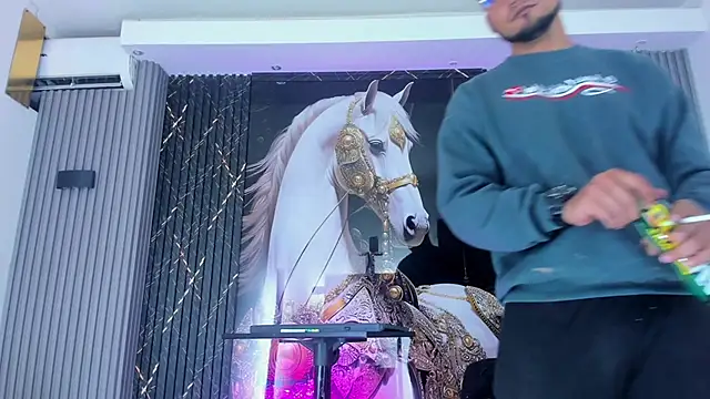 Snapshot of handsome_boys22 chatting on November 21, 4:16 pm handsome boys22 online show from November 21, 4:16 pm