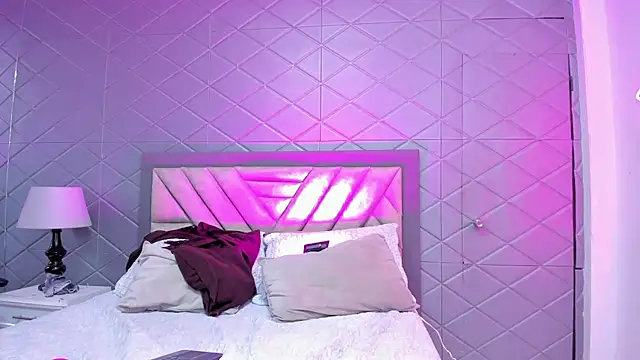 ViolettRouse online show from December 14, 4:56 pm