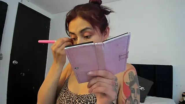 melanie roux   online show from July 14, 12:22 pm