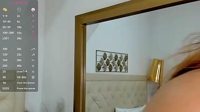 lucia lorenz online show from December 2, 11:26 am