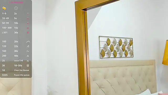 lucia lorenz online show from December 14, 11:26 am