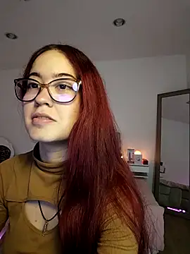 Snapshot of Amaraa_couper1 chatting on November 19, 3:50 am Amaraa couper1 online show from November 19, 3:50 am