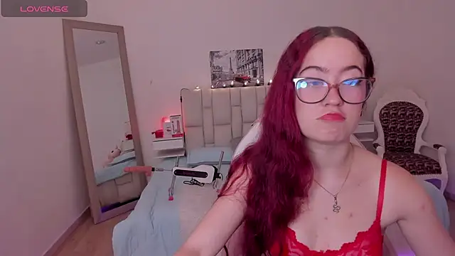 Amaraa couper1 online show from February 15, 3:58 am