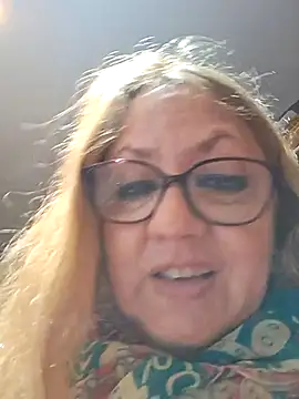 Snapshot of JennyInVegas chatting on July 27, 1:51 pm JennyInVegas online show from July 27, 1:51 pm